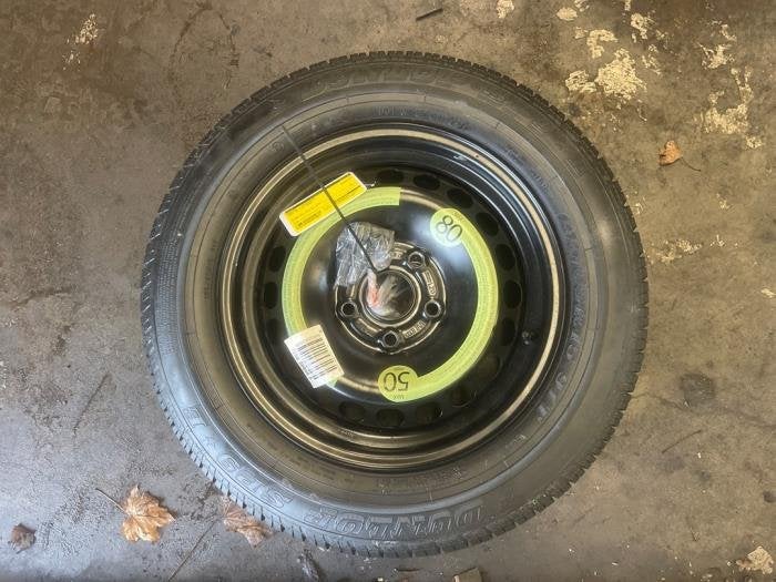 Kit de cric + Roue de secours d'un Audi A4, Autos : Pièces & Accessoires, -, 3 mois de garantie, Audi, Utilisé