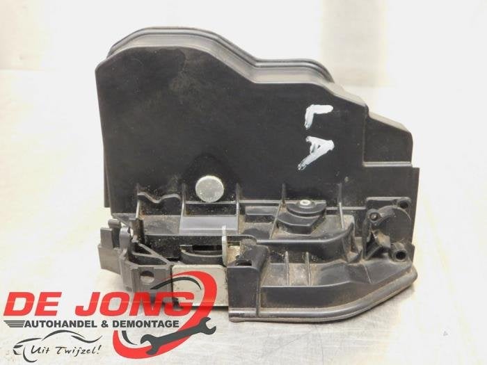 Serrure portière mécanique 4portes arrière gauche d'un BM, -, 3 mois de garantie, Utilisé, -
