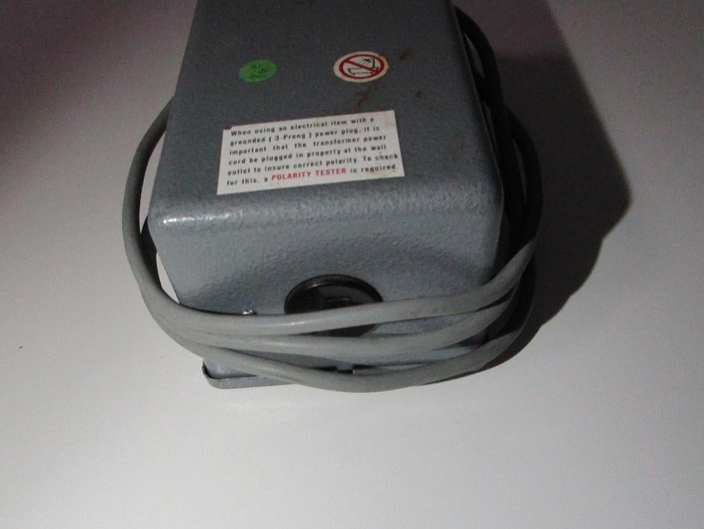 Vintage transformator / spanningsomvormer naar 110V 300VA, Ophalen of Verzenden, Gebruikt