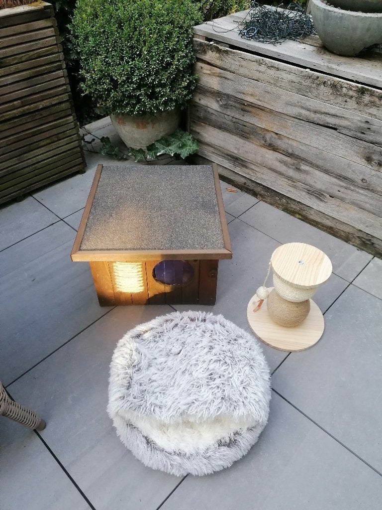 Katten, Enlèvement, Comme neuf