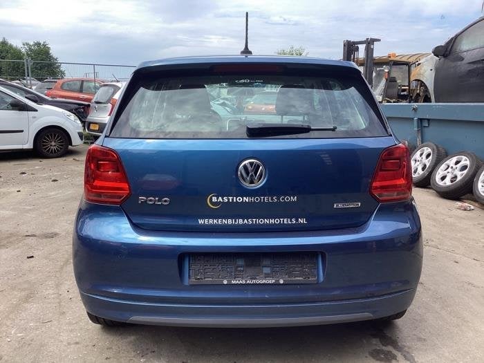Echappement (complet) d'un Volkswagen Polo, Autos : Pièces & Accessoires, Systèmes d'échappement, Volkswagen, Utilisé, 3 mois de garantie