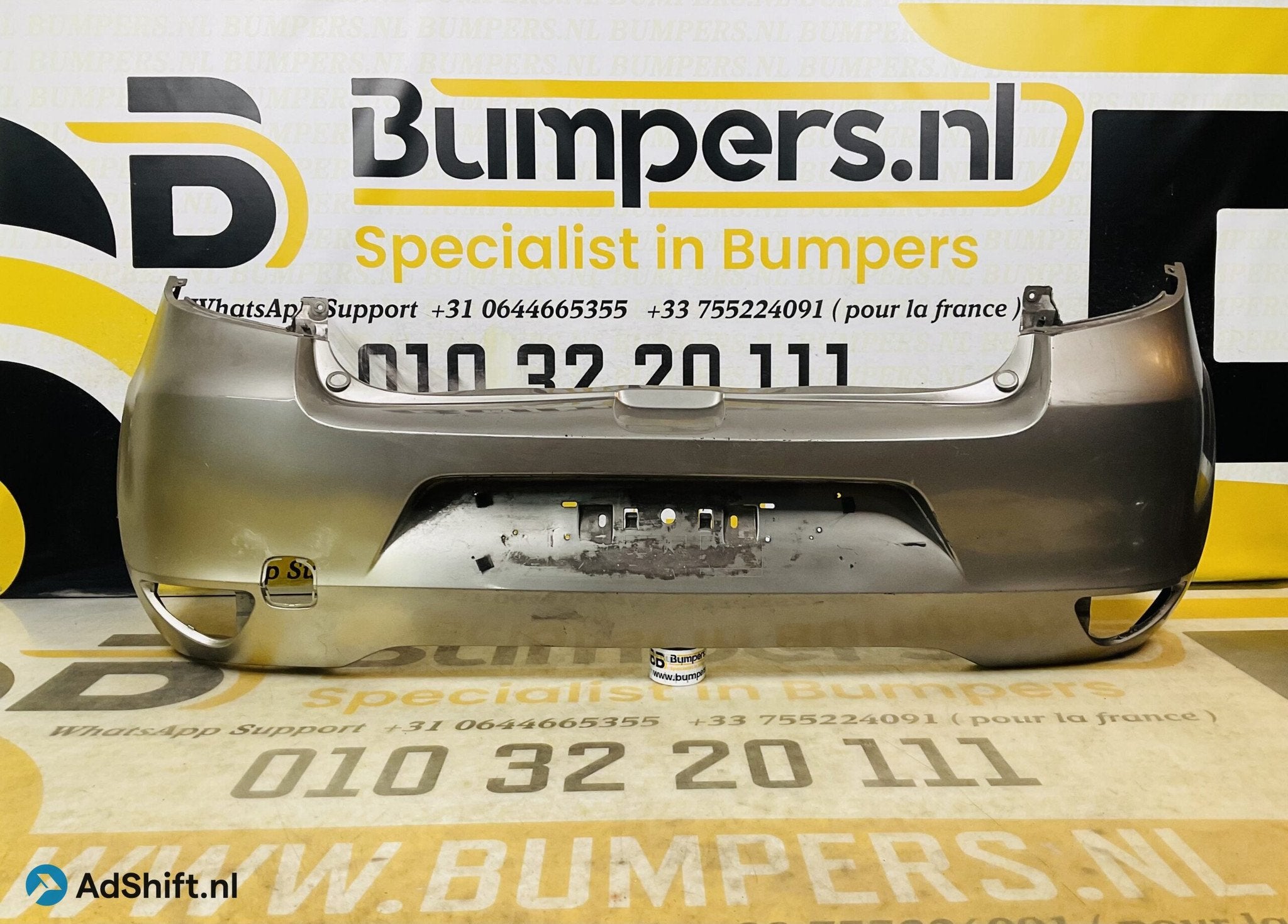 Bumper Renault Clio 3 8200800184 Achterbumper 2-H3-10624T, Bumper