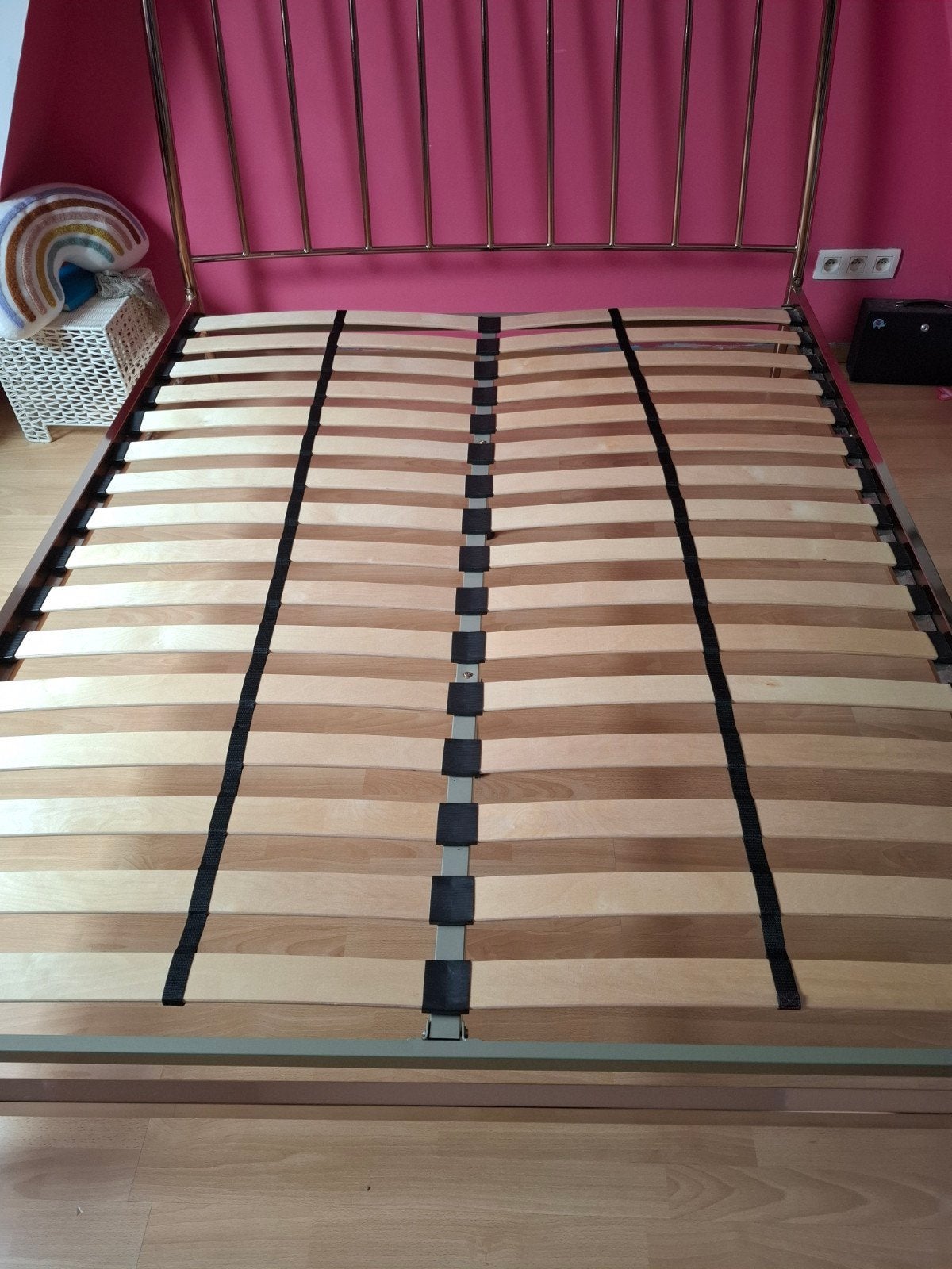Bed goldrose van Made, Huis en Inrichting, Ophalen