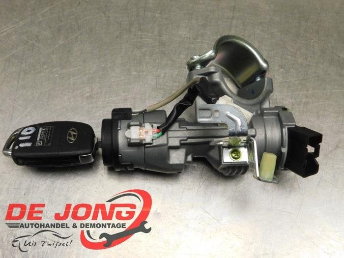 Kontaktslot + Sleutel van een Hyundai I10, Auto-onderdelen, Overige Auto-onderdelen, Hyundai, Gebruikt, 3 maanden garantie, Ophalen of Verzenden