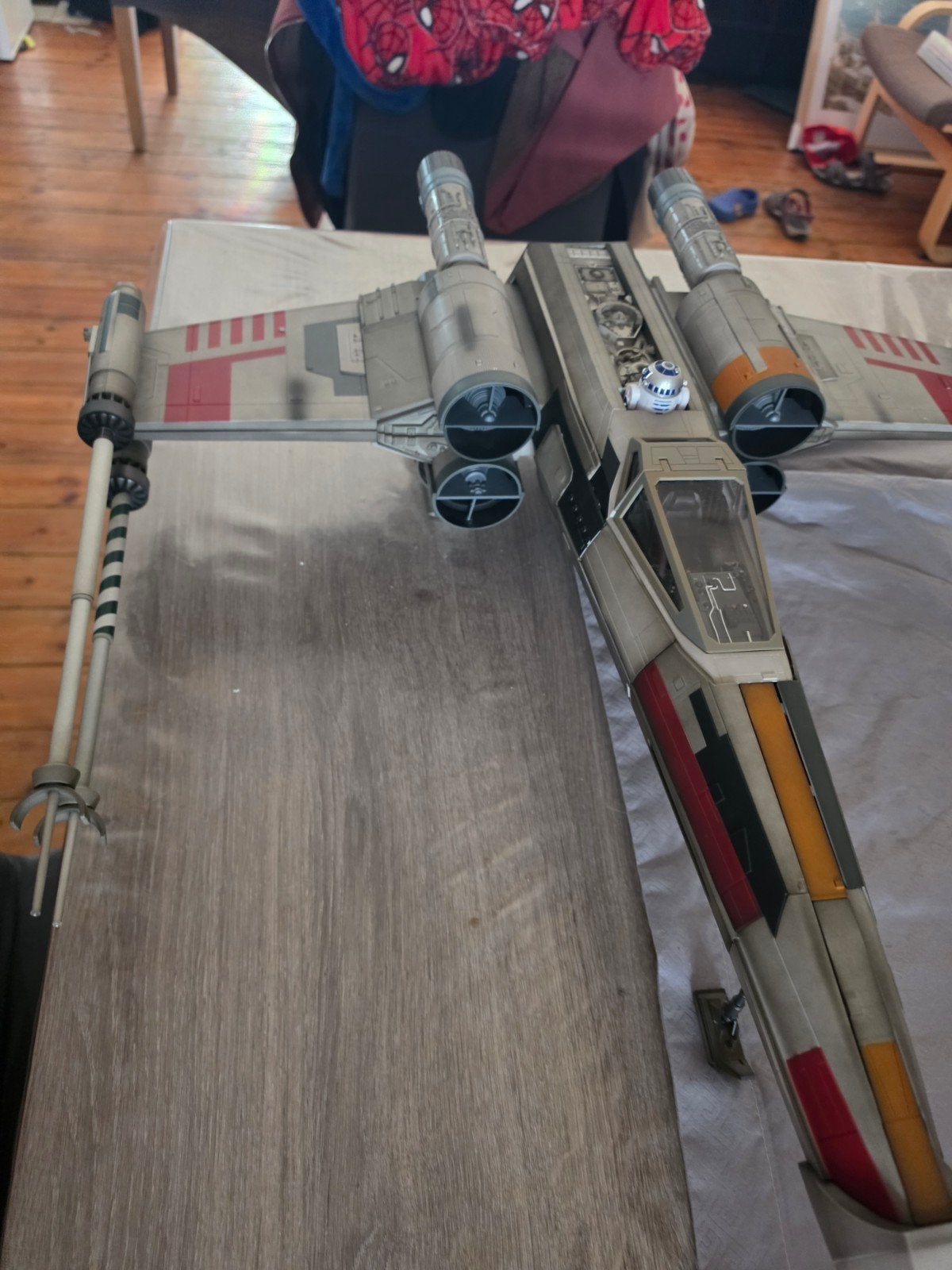 x wing altaya, Enlèvement