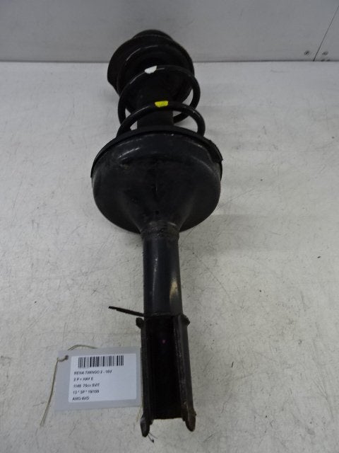 AMORTISSEUR OU ABSORBEUR DE CHOC AVANT DROIT Twingo II (CN), Autos : Pièces & Accessoires, Renault, Mevr. I. Hauben, Utilisé, Rue de l'Espoir 34 34
4030  GRIVEGNÉE, BE
