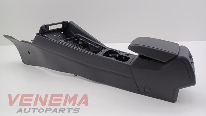 Middenconsoles van een Volkswagen Golf, Auto-onderdelen, Gebruikt, -, Volkswagen, -