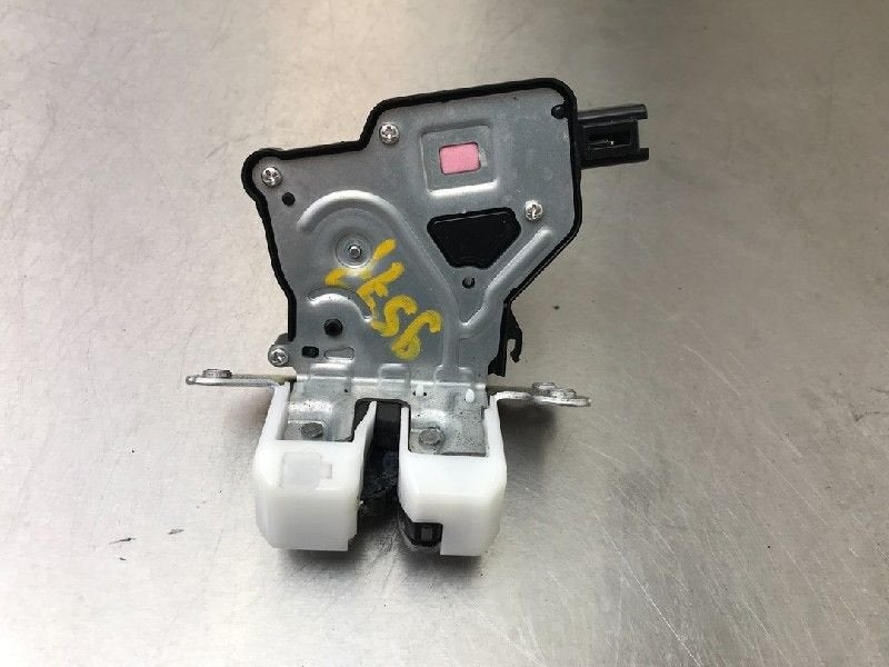SLOTVANGER ACHTERKLEP Suzuki Swift (ZC / ZD) (01-2017/-), Gebruikt, Suzuki