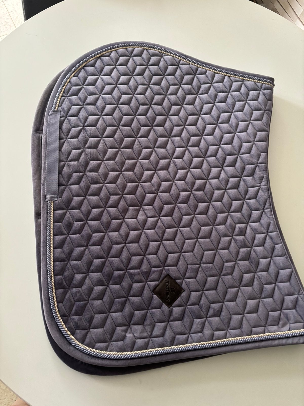 Tapis Kentucky Velvet, Enlèvement, Comme neuf