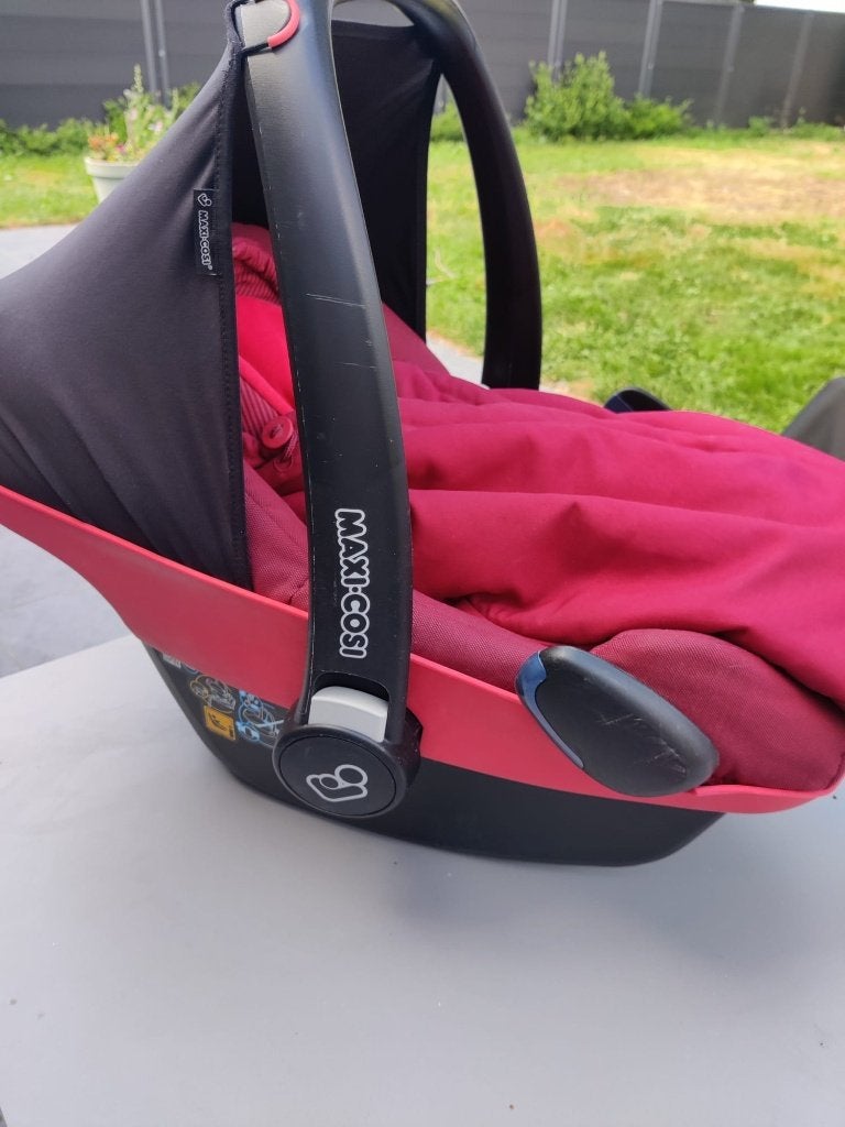 Maxi cosi (peble plus)+ autostoel (2way pearl) + 2wayfamily, Ophalen, Gebruikt, 0 t/m 18 kg, Isofix