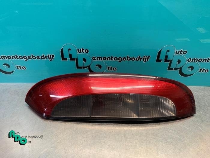 Achterlicht rechts van een Opel Corsa (Corsa C 00-), Gebruikt, -, -, Opel
