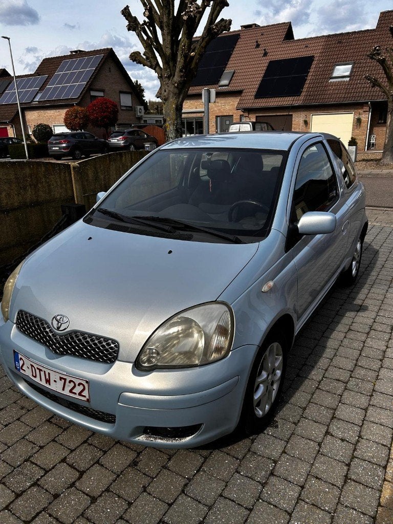 Toyota Yaris 1.4 Diesel, Autos, Toyota, Boîte manuelle, Noir, Diesel, Particulier