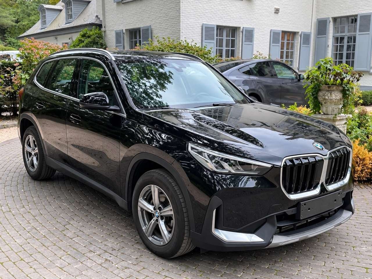 BMW X1 sDrive18i • Leder • Camera • Navi • Digital Cockpit, Autos, Achat, 0 kg, 5 portes, 5 places