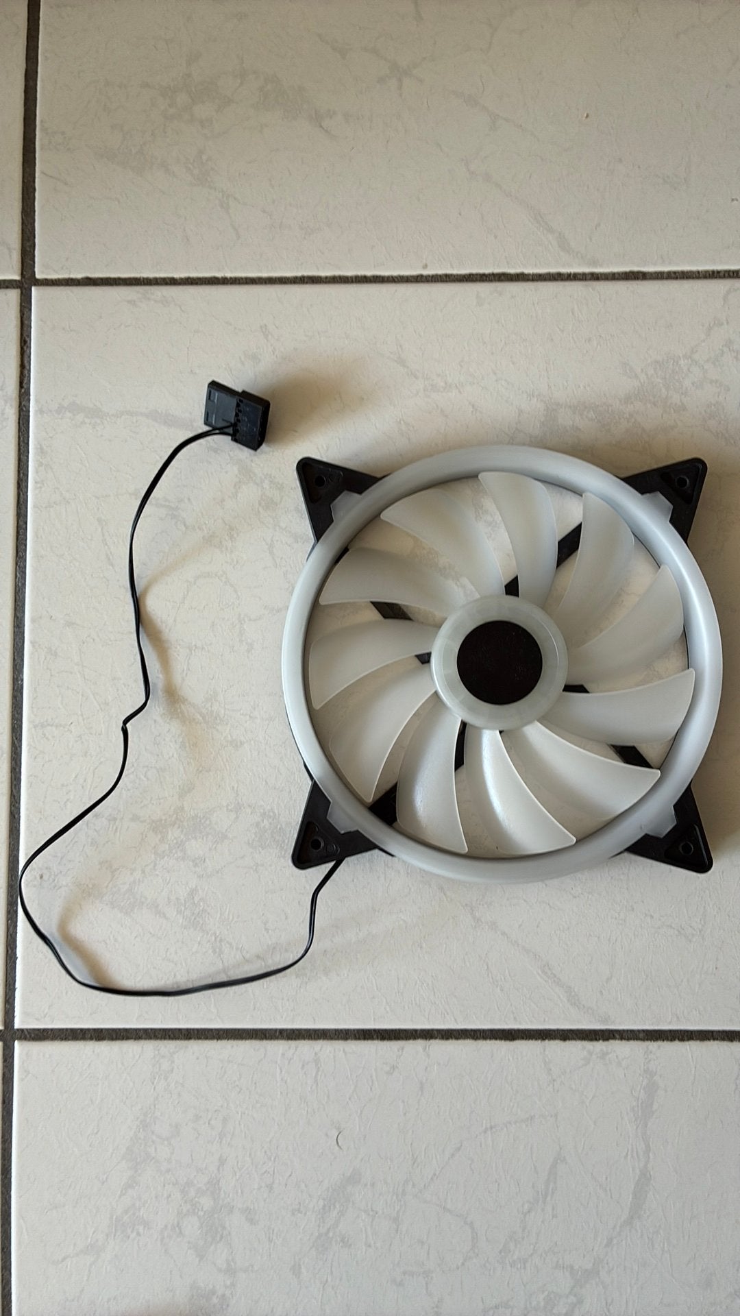 180mm / 18cm PC case fan - static RGB, Computers en Software, Computerkoelers, Ophalen, Gebruikt, Luchtkoeling