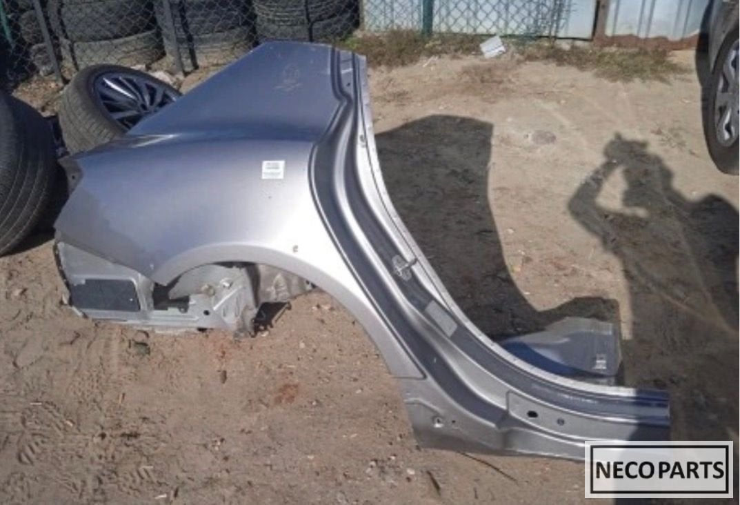 MASERATI GHIBLI SPATBORD ZIJSCHERM RECHTS ALLES LEVERBAAR!!, Maserati, Arrière, -, Haillon arrière