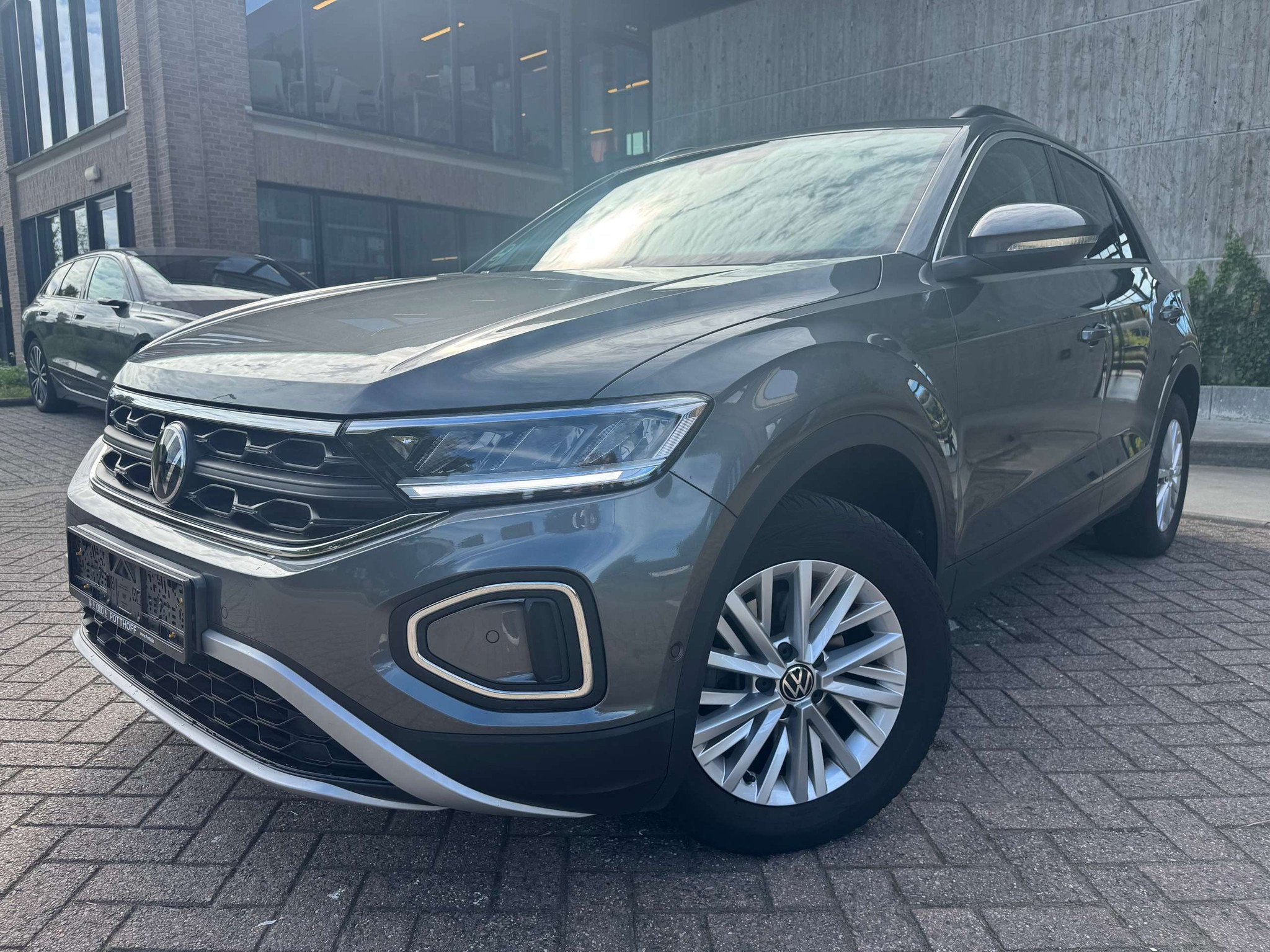 Volkswagen T-Roc 1.0 TSI Style*NAVI*CRUISE*PDC*LED*CARPLAY*L, Auto's, https://public.car-pass.be/vhr/38cecb71-93c0-4d2d-b70c-9e4ea72a149a