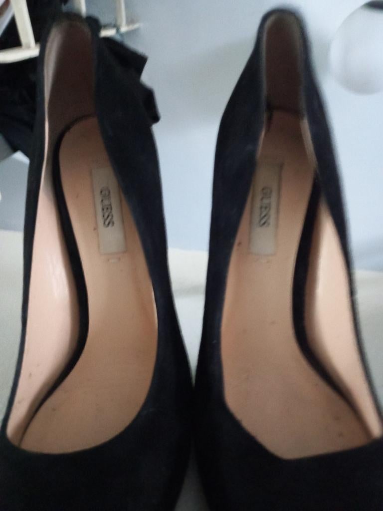 Guess point 35 30 eur