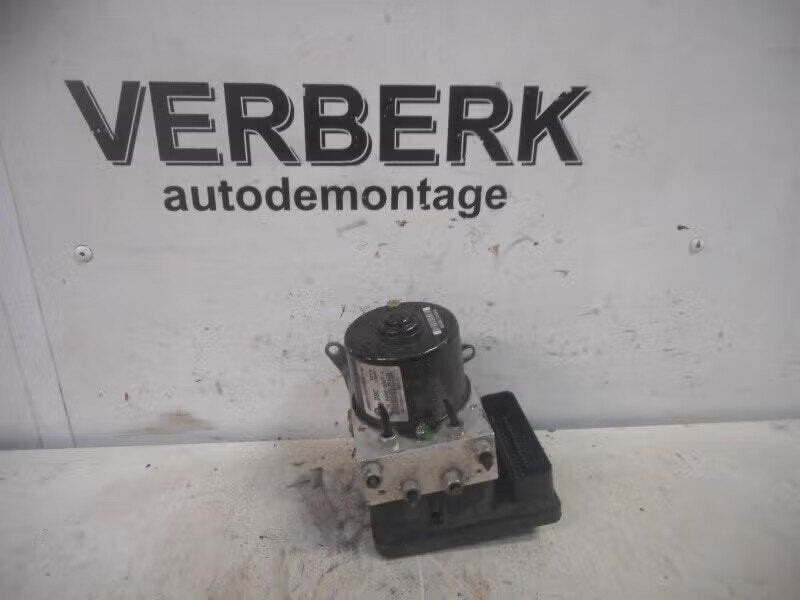 ABS POMP BMW 3 serie (E90) (3451-6771486-01), Enlèvement ou Envoi, Utilisé, Sodener Straße 9 65824 Schwalbach, DE, BMW