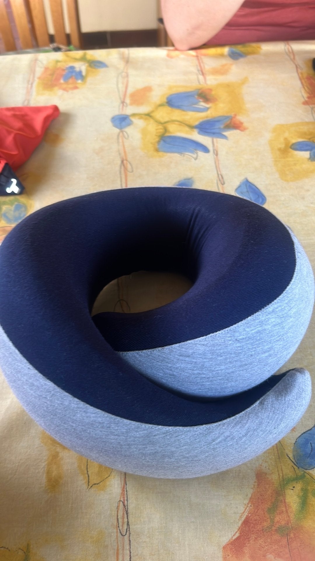 Ostrich pillow nekkussen, Ophalen, Zo goed als nieuw