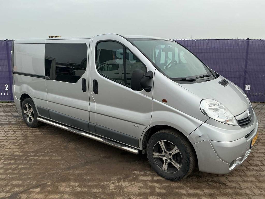 2010 - Opel - Vivaro - 2.0 CDTI L2H2 DC - Véhicule commerci, Autos, Achat, Entreprise, Euro 4, Occasion