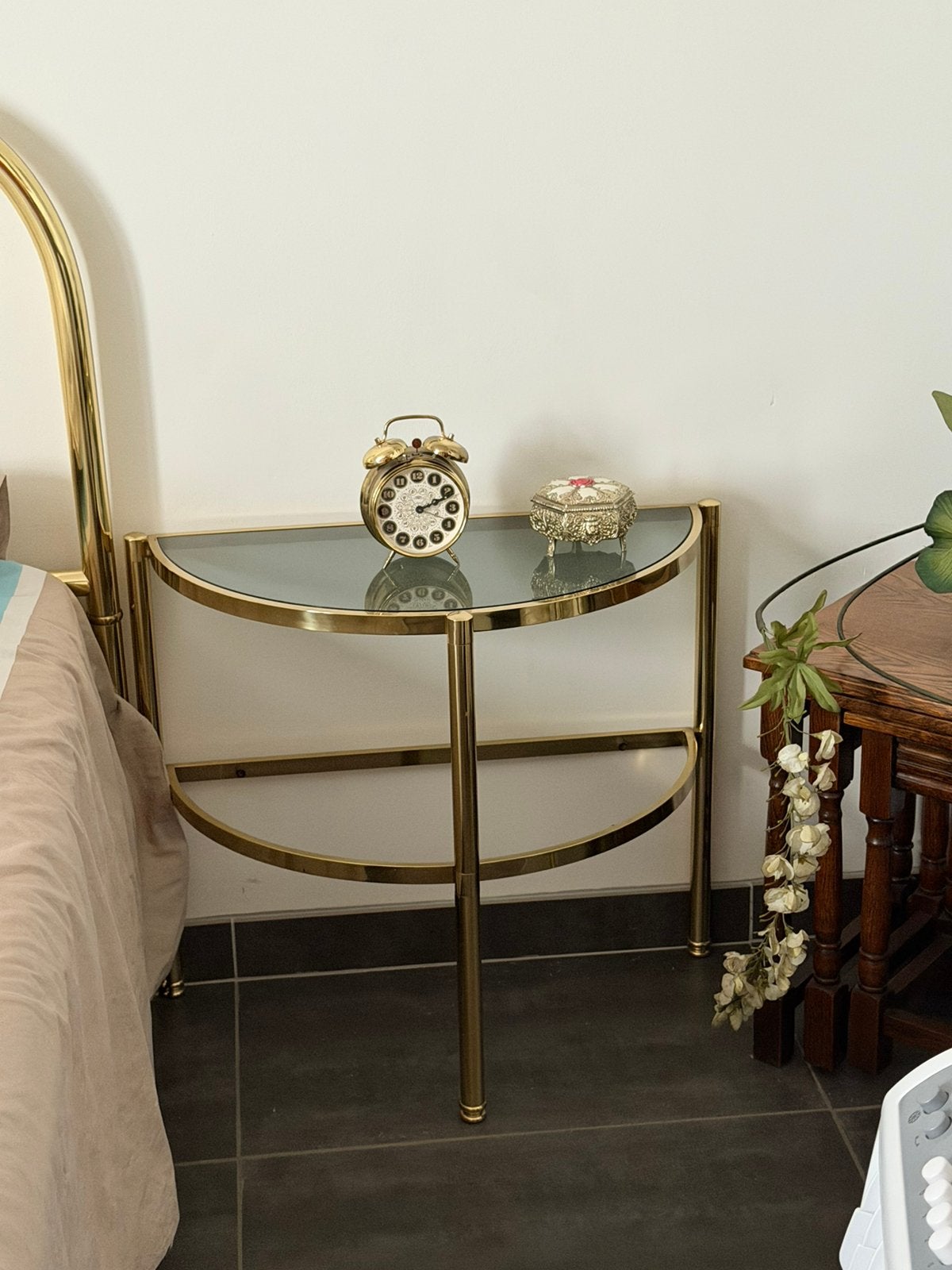 Chambre (lit, placard, 2 tables de chevet), Enlèvement, Comme neuf