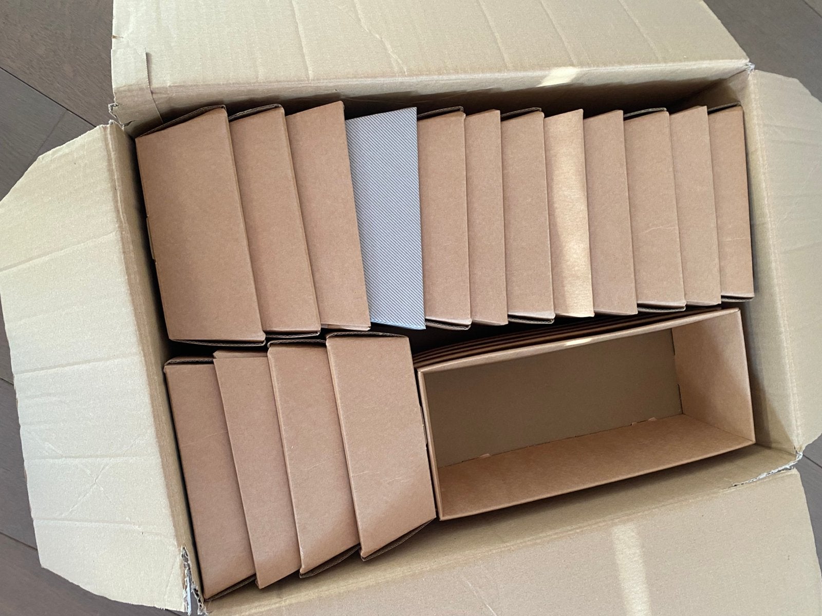 Diverse kartonnen geschenkbakjes, Ophalen of Verzenden