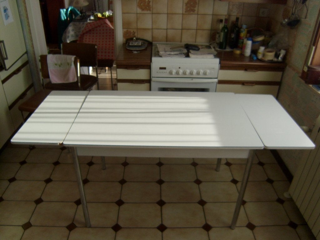 Table formica vintage années 70 avec rallonges, Enlèvement, Utilisé, 75 cm ou plus, 60 cm ou plus