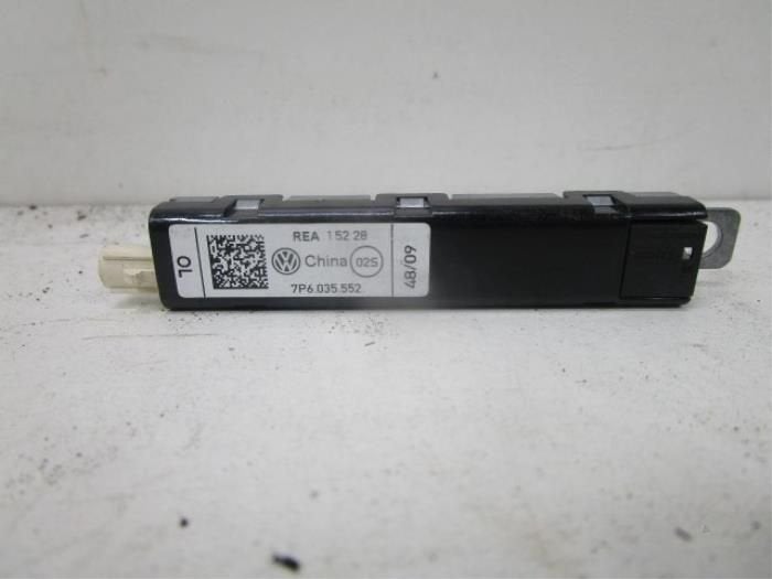 Antenne Versterker Volkswagen Touareg (22732616), Ophalen of Verzenden, Gebruikt
