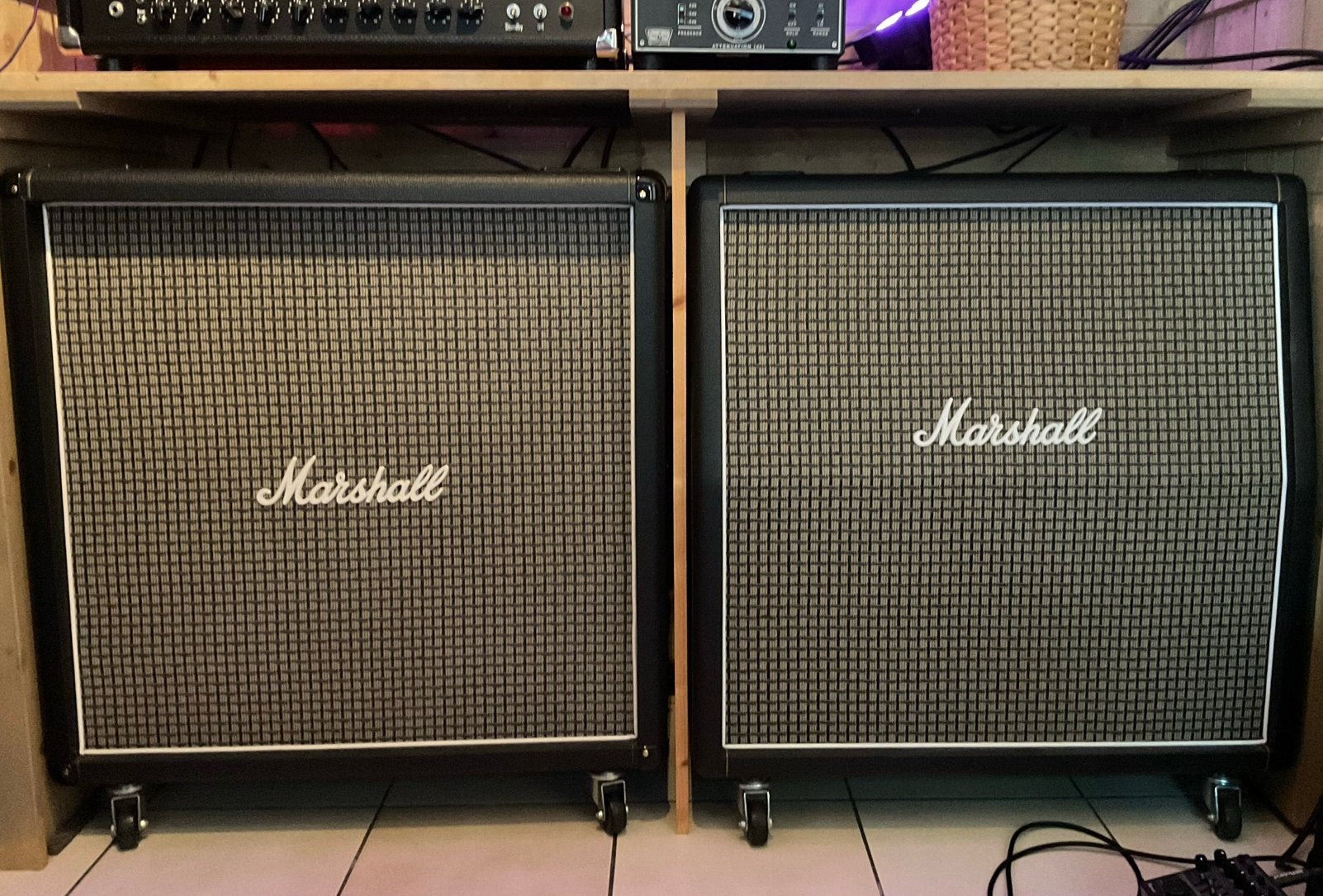 Marshall 1960 AX + BX Celestion Greenback made in UK!, Enlèvement, Comme neuf
