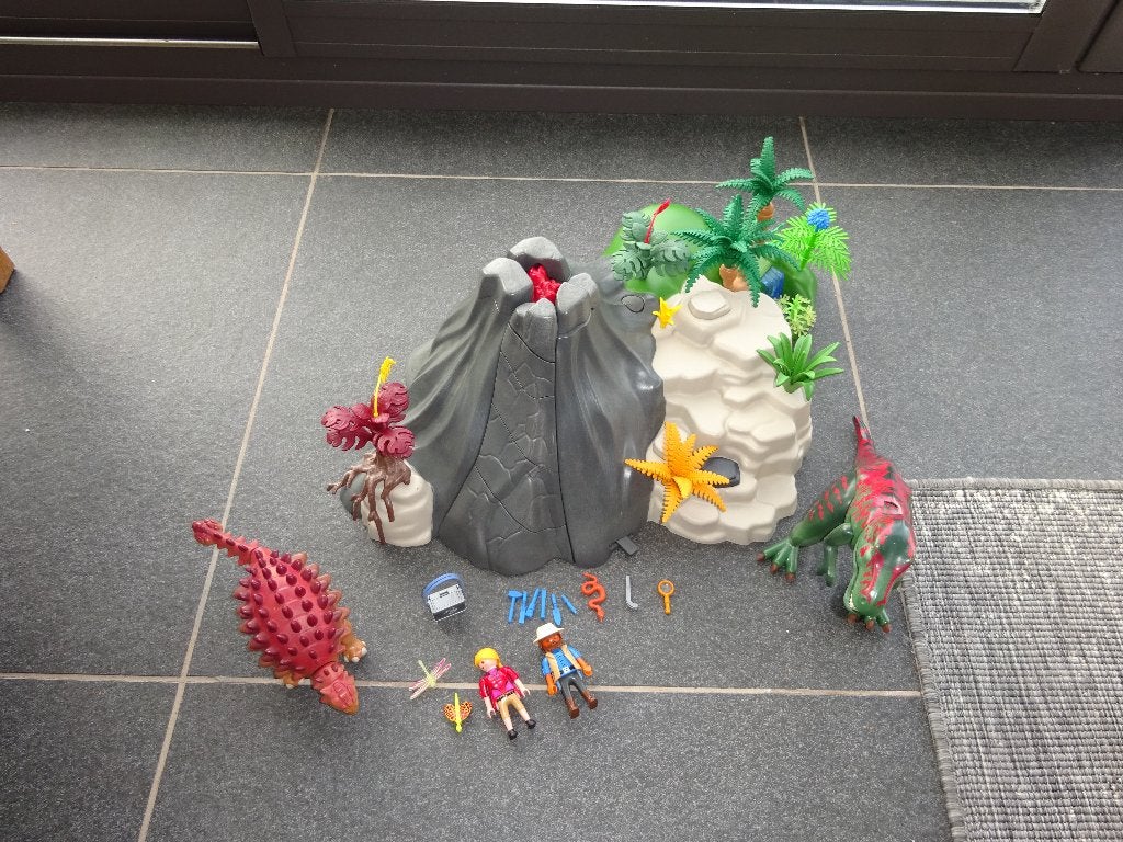Playmobil dino's vulkaan, Kinderen en Baby's, Ophalen of Verzenden, Zo goed als nieuw, Complete set