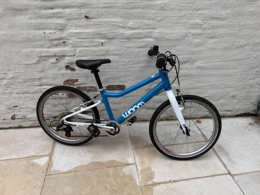 Woom 4, Fietsen en Brommers, Ophalen, Woom, Schijfrem, 16 tot 20 inch