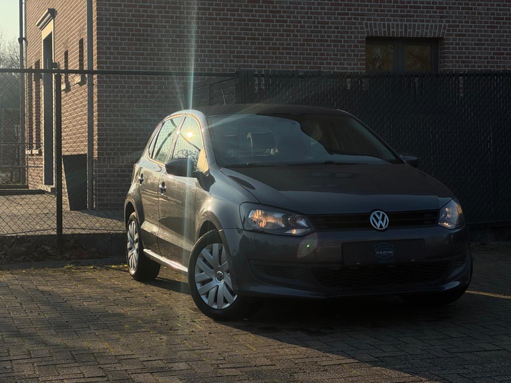VW POLO 1.2 BENZINE 2011 97DKM GEKEURD&GARANTIE, Auto's, Voorwielaandrijving, Stof, Zwart, Electronic Stability Program (ESP)