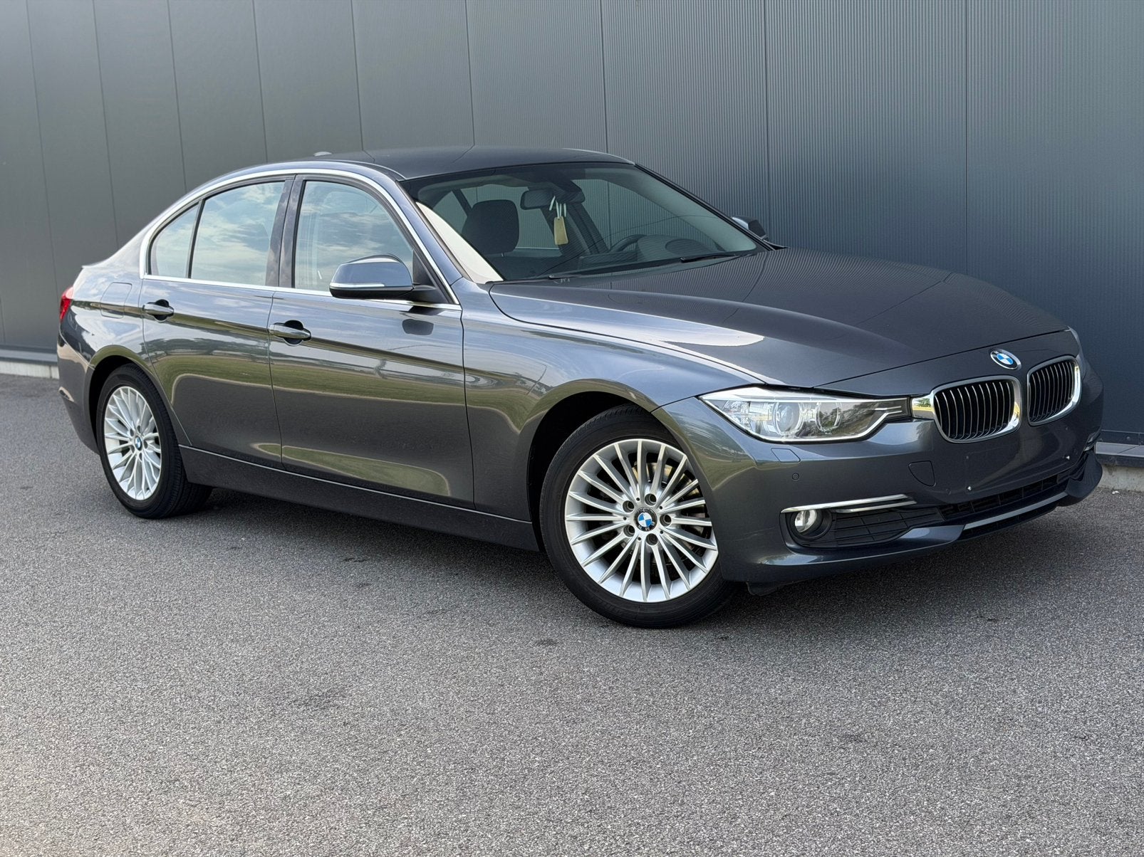 Bmw f30 318d Luxury Line / Xenon / Pdc / 2013, Auto's, 100 kW, Achterwielaandrijving, 1995 cc, Zwart