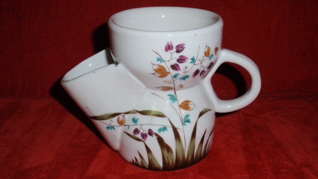 Zeer oude porselein scheertas met floraal decor, Antiek en Kunst, Ophalen of Verzenden