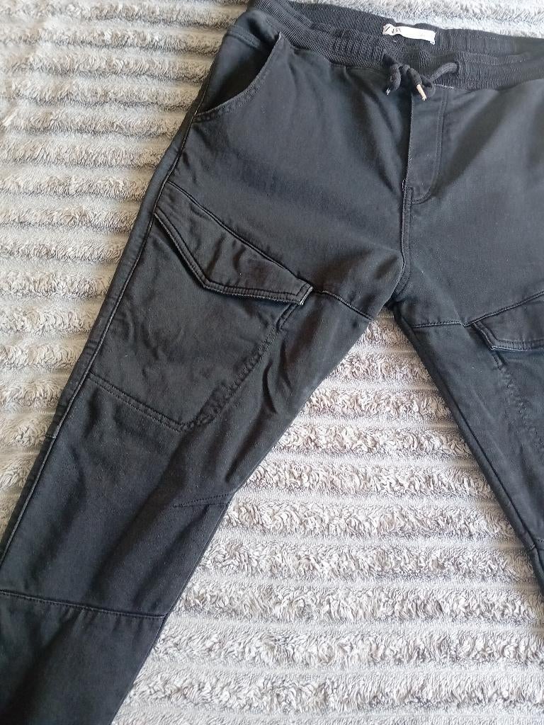 Pantalon zara t L, Vêtements | Hommes, Pantalons, Taille 52/54 (L), Porté, Noir, Enlèvement ou Envoi
