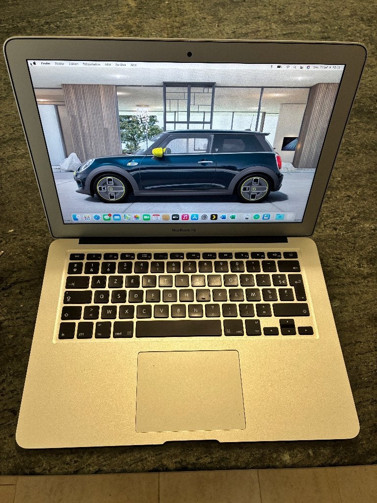 Macbook Air 13" A1466 2014, 13 pouces, Azerty, 4 GB, 128 GB ou moins