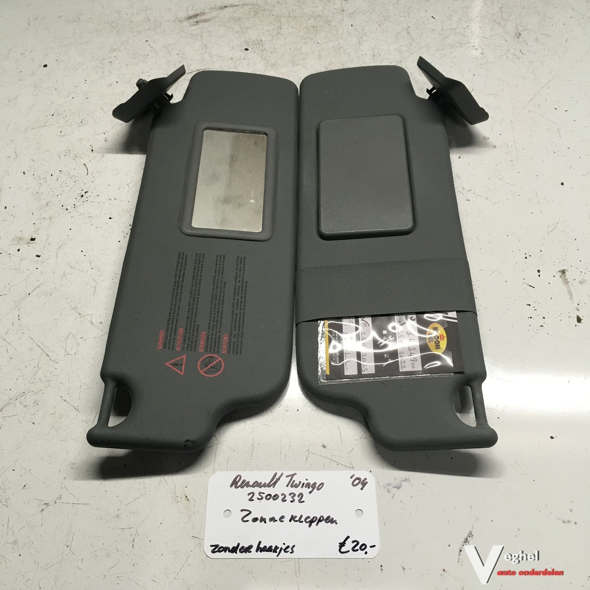 Renault Twingo 1.2 2004 2500232  Zonneklep Links + Rechts, Gebruikt, -, -, Ophalen of Verzenden