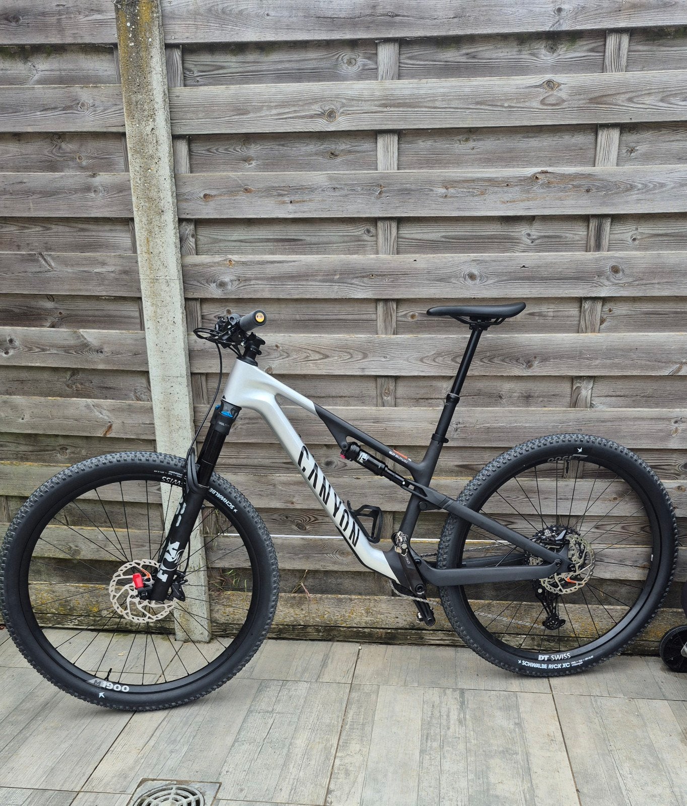 Canyon Neuron CF 7 medium 2026, Enlèvement