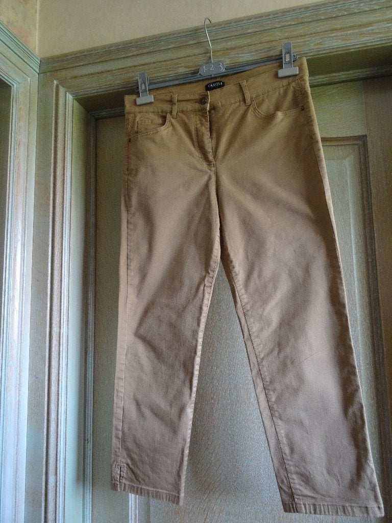 BROEK "CAROLL" MAAT 42 COGNACKLEUR, Kleding | Dames, Broeken en Pantalons, Gedragen, Maat 42/44 (L), Overige kleuren, Lang, Ophalen of Verzenden