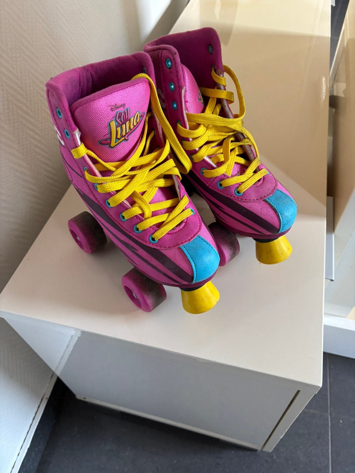 Patins à roulettes Soy luna 34/35, Enlèvement ou Envoi, Utilisé, Enfants