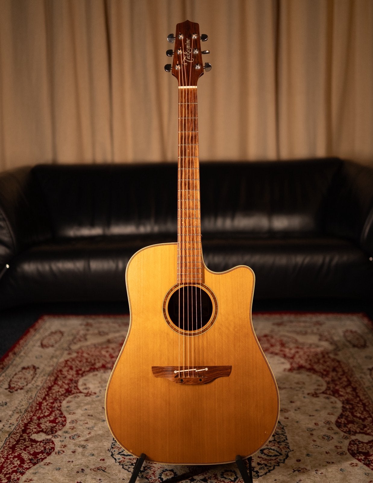 Takamine ETN10C | 2011 | Japan | Inruil mogelijk, Enlèvement ou Envoi, Comme neuf