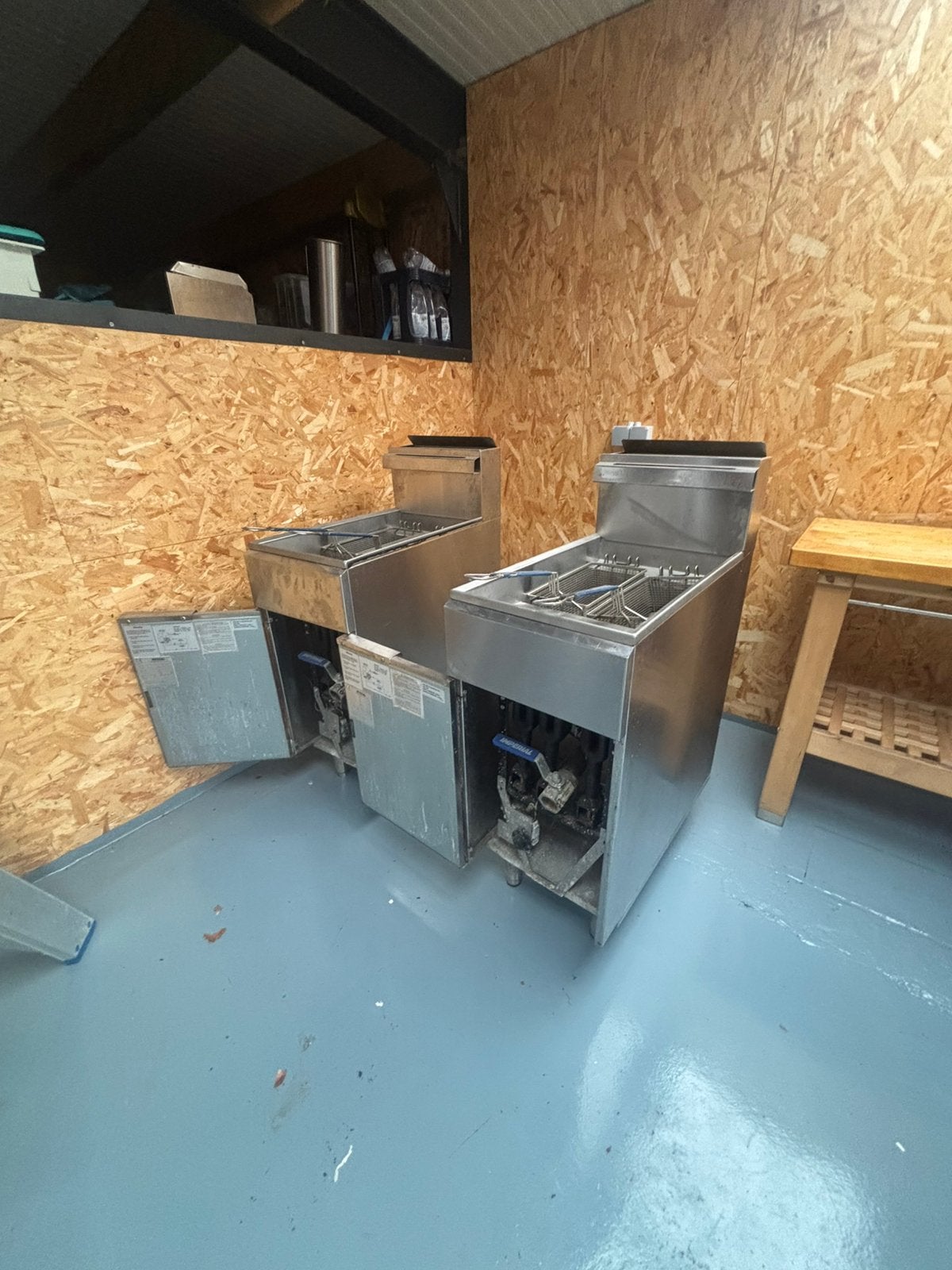 2  industriële friteuses, Zakelijke goederen, Ophalen, Gebruikt, Fornuis, Frituur en Grillen