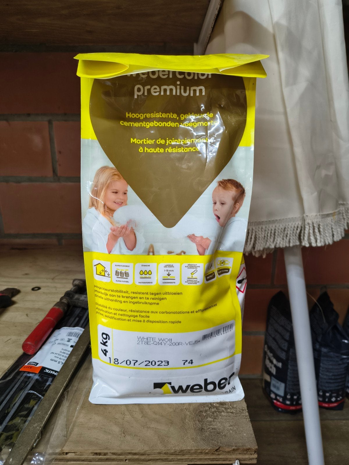 Voegmortel webercolor premium, Ophalen