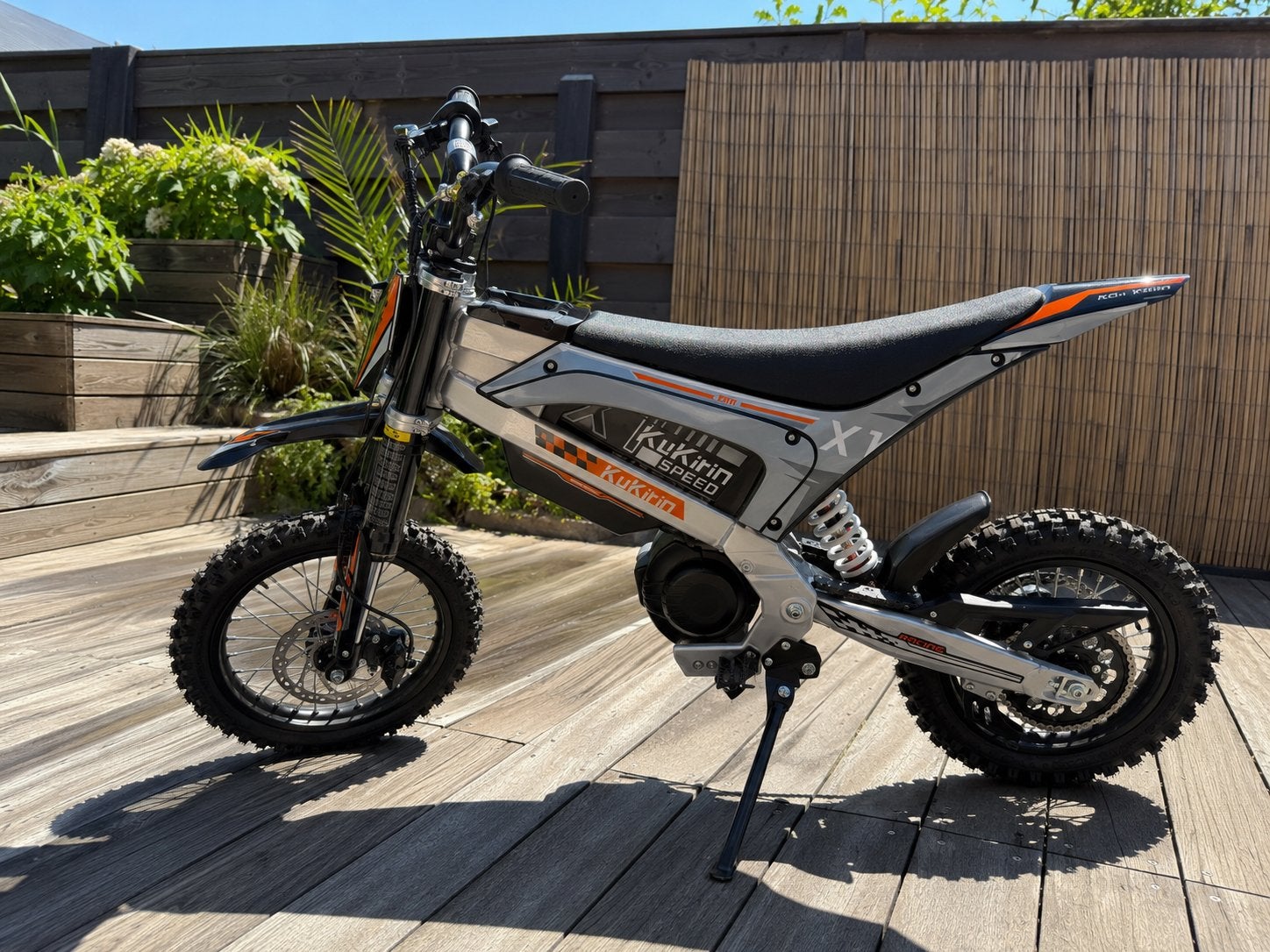 Kukirin elektrische motorfiets, Fietsen en Brommers, Ophalen, Nieuw