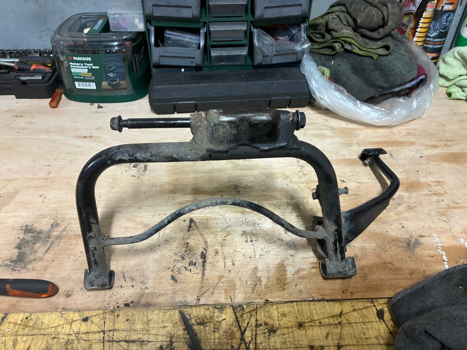 Middenbok / Middenstand sym scooter, Enlèvement ou Envoi, SYM