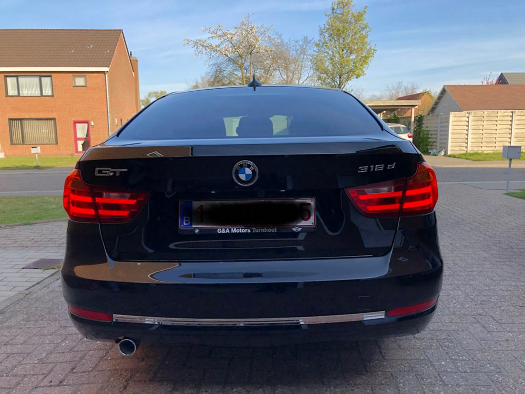 BMW 318 D GT EURO 6 zwart, Auto's, BMW, Automaat, 143 kW, Zwart, Particulier
