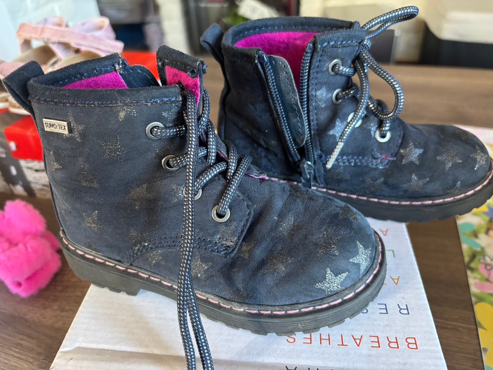 Hoge schoen maat 25, Kinderen en Baby's, Meisje, Schoenen, Ophalen of Verzenden, Zo goed als nieuw