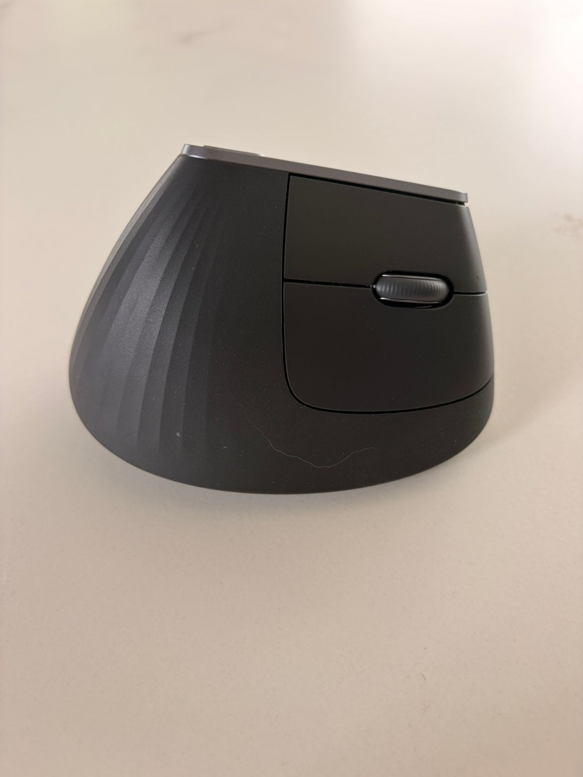 Logitech MX vertical zwart, Informatique & Logiciels, Souris, Ergonomique, Souris, Enlèvement ou Envoi, Utilisé