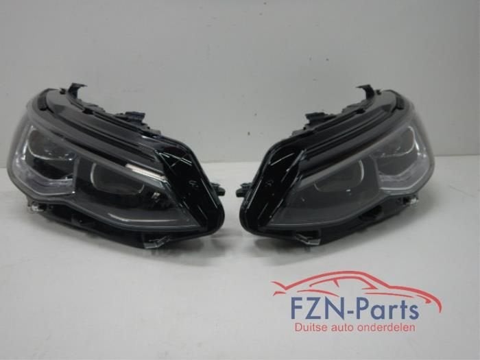 VW Golf 8 Black Edition IQ LED Koplampenset Set L + R, Ophalen of Verzenden, Gebruikt