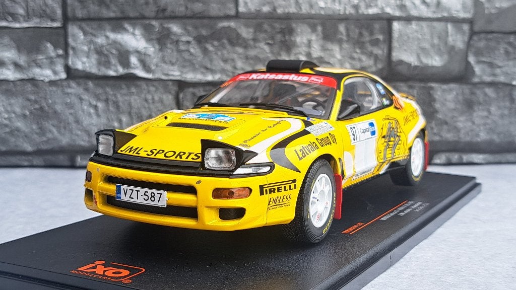 Toyota celica GT-Four ST185 1/18éme, Hobby & Loisirs créatifs, Neuf, Enlèvement ou Envoi, Voiture, Ixo